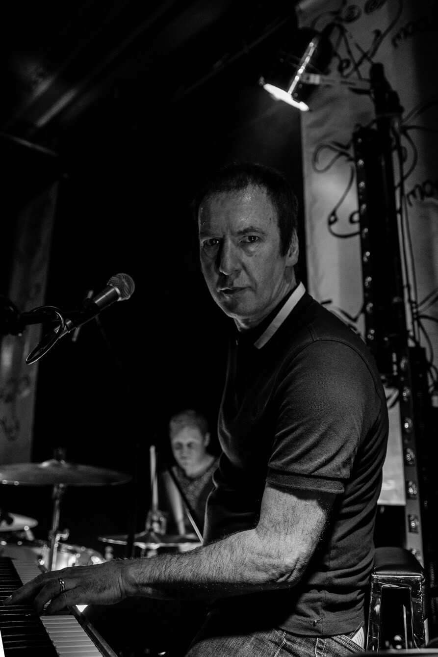 Event photography - Clint Boon of Inspiral Carpets at Band on the Wall, Manchester black white