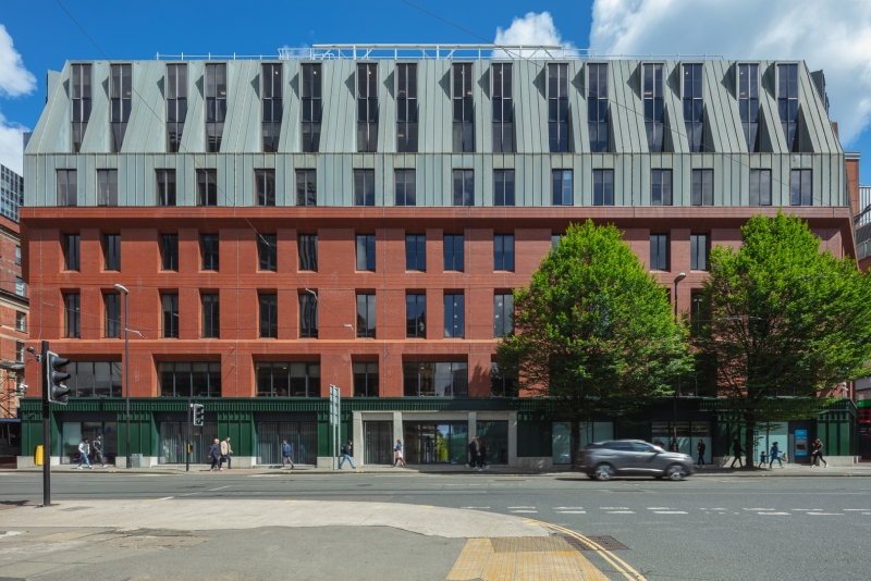 Front elevation of One Balloon Street, Manchester - Architectural photography by Midi Photography