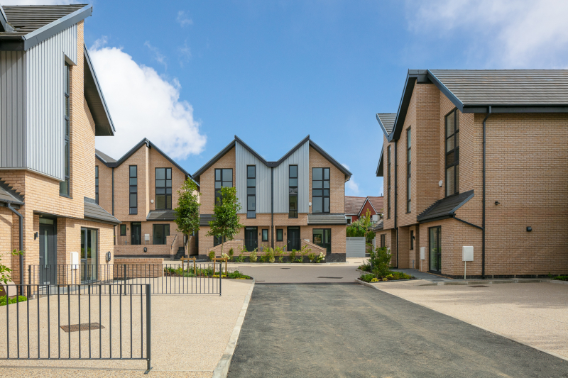The newly constructed residential development at Hazelhall Close, Worsley, Greater Manchester - Midi Photography