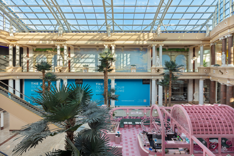 Retail units to let at Trafford Palazzo, Manchester taken for Peel Land & Property - Midi Photography